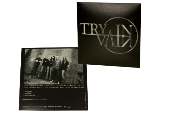 Arbeitsbeispiel CD Cover TRY IN VAIN